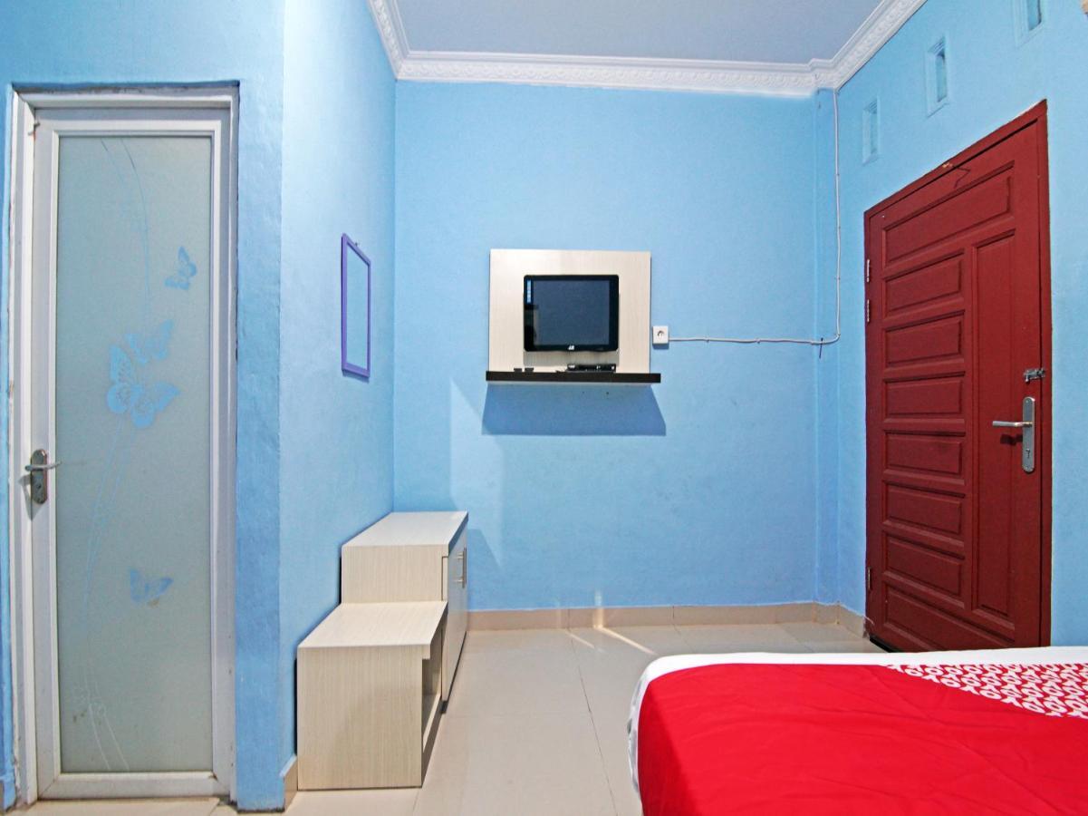 Oyo 90752 Ridho Guest House Syariah Dumai Exterior foto